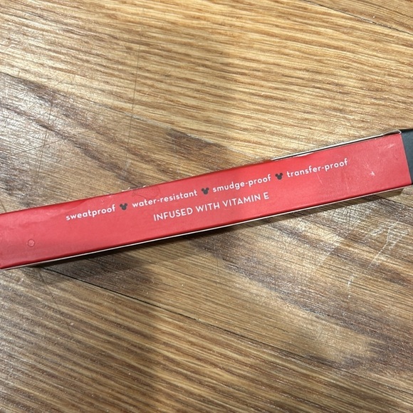 The Creme Shop Disney Dual-Ended Eyeliner /Mickey Shaped Freckle Stamp Eye Liner - Picture 4 of 7